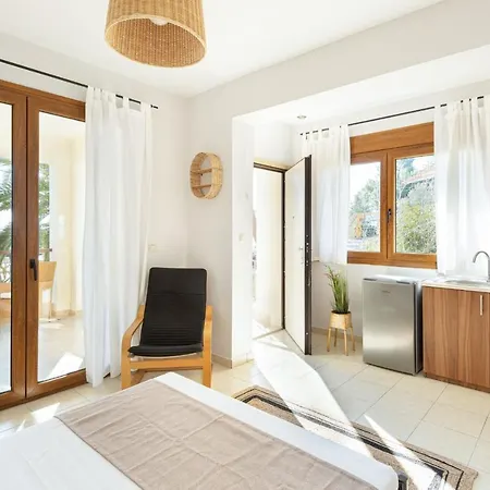 Villa Vitamin Sea Beachfront Villa, Sithonia #feelslikehome Metamórfosi