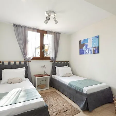 Vitamin Sea Beachfront Villa, Sithonia #feelslikehome