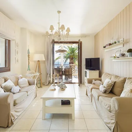 Vitamin Sea Beachfront Villa, Sithonia #feelslikehome *