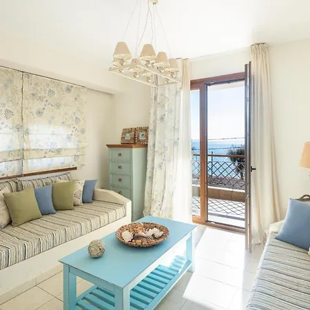 Vitamin Sea Beachfront Villa, Sithonia #feelslikehome 别墅 *